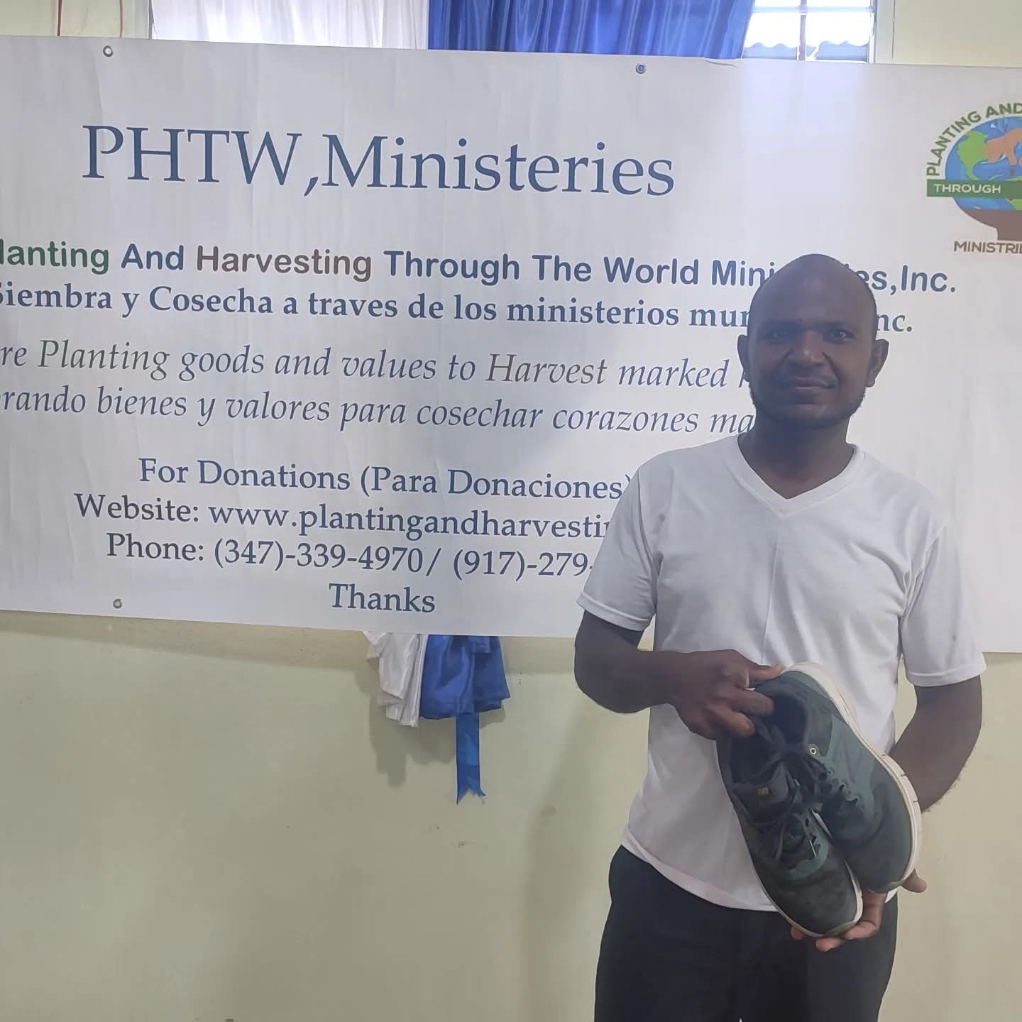 Donación de Zapatos para Familias en República Dominicana